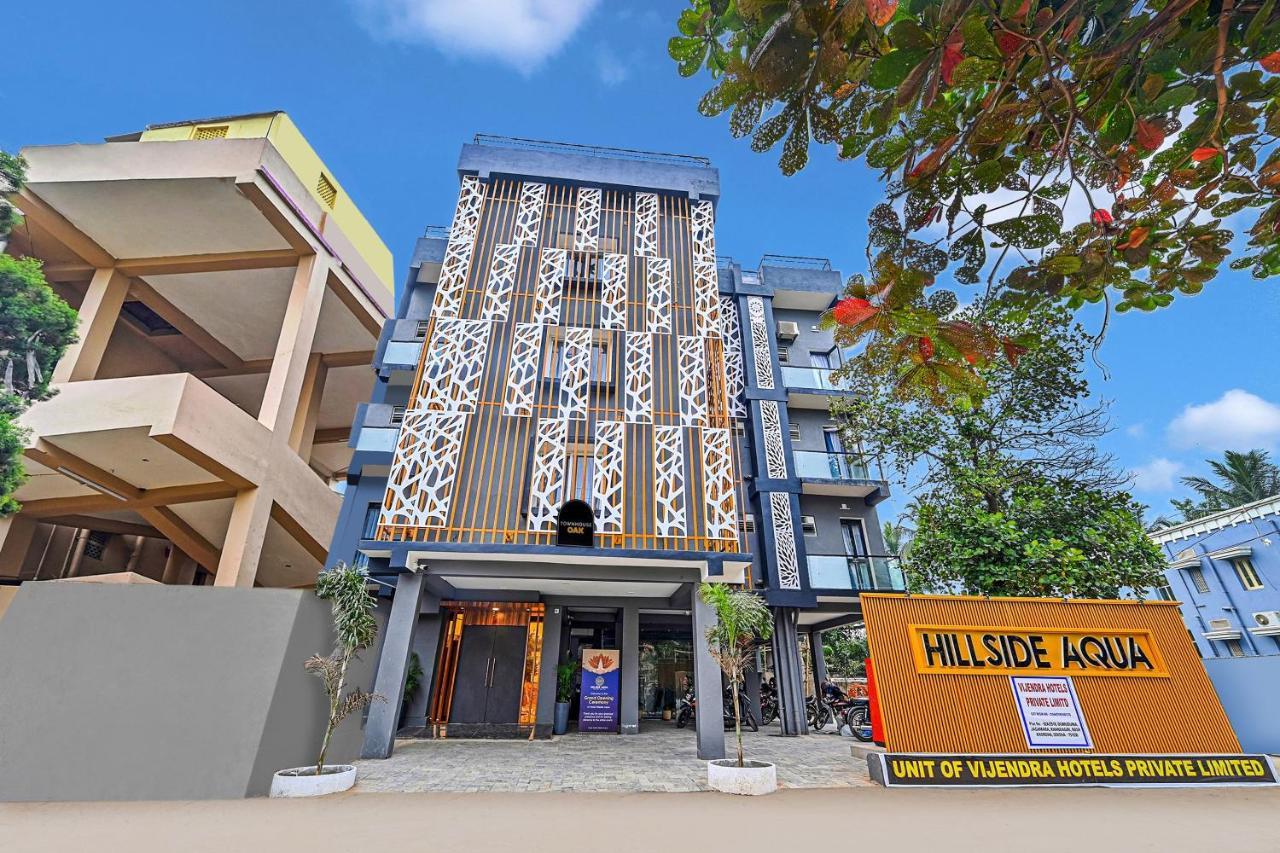 Super Townhouse Oak Hillside Aqua Hotel Khandagiri Exterior photo